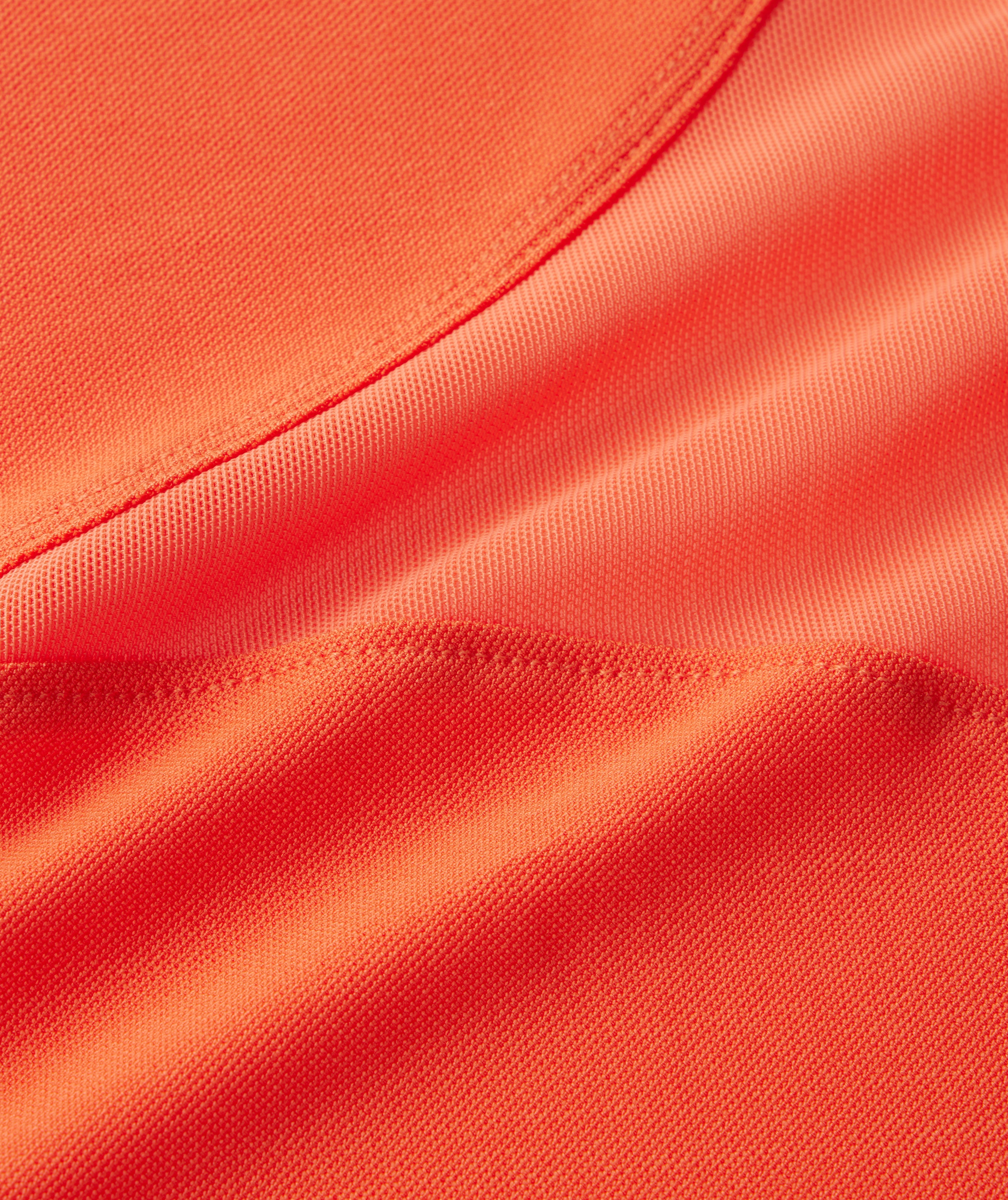 MESH PANEL COMPETITION TOP