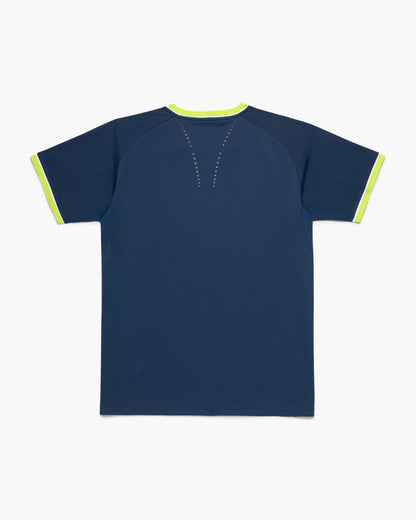 ISOMETRIC GRADIENT TOURNAMENT SHIRT