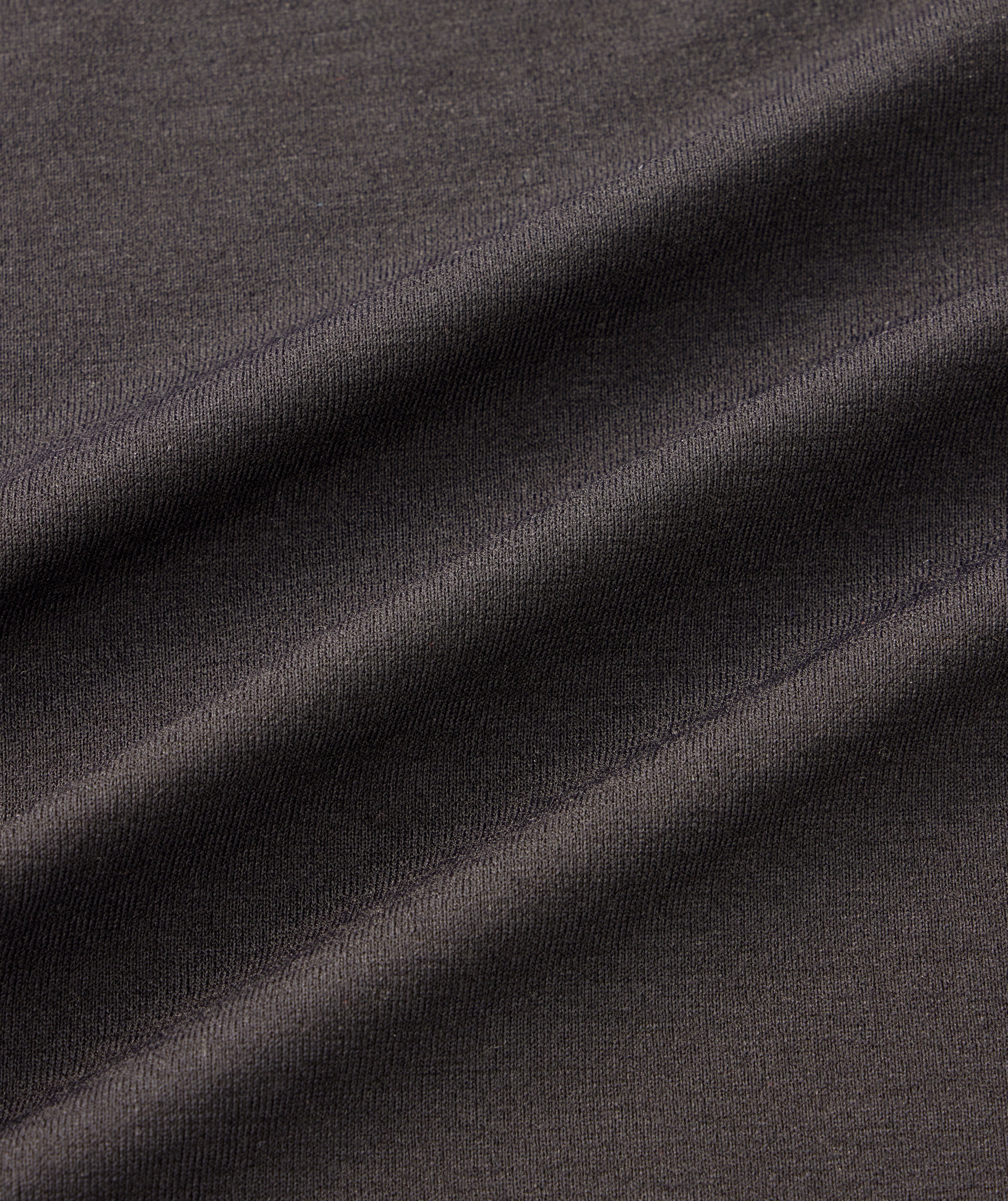 AIM LUXE V-NECK SHIRT