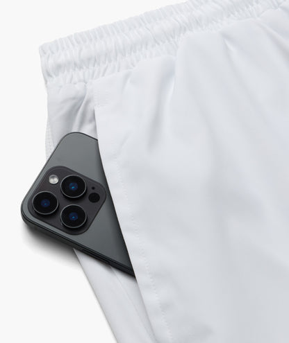 CLUB ESSENTIAL SHORTS