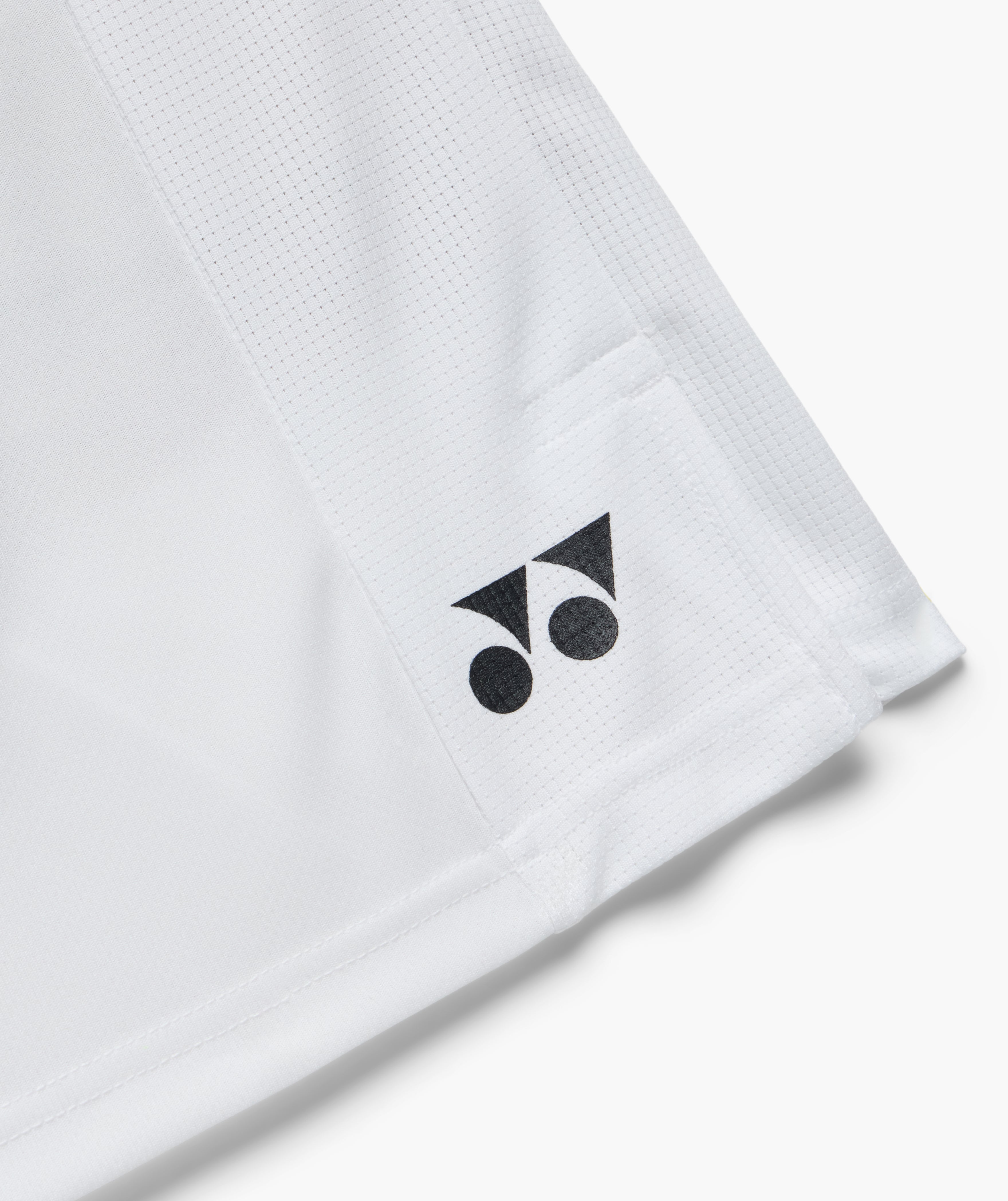 FLEX MESH SHORTS